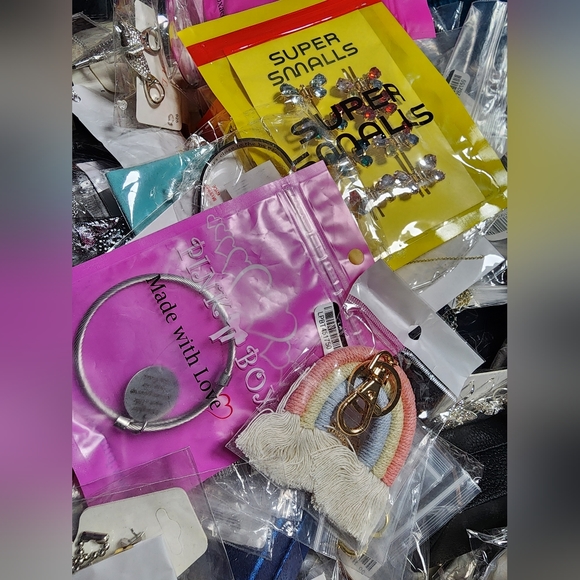 Jewelry Reseller Box 50 Piece Mystery Box Additional Empty Box Bonus - Picture 10 of 17